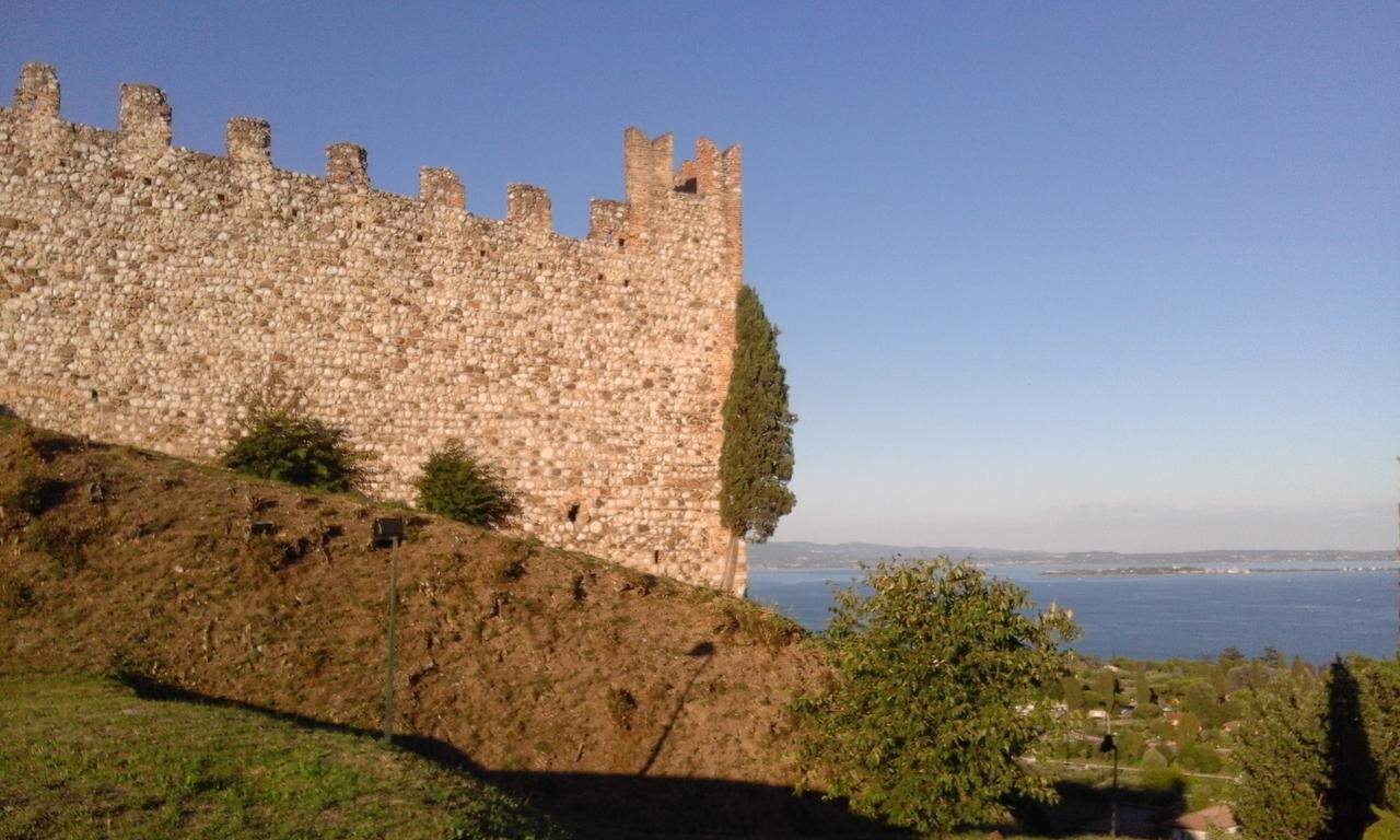 Lake Garda Beach Hostel Padenghe sul Garda Exterior foto